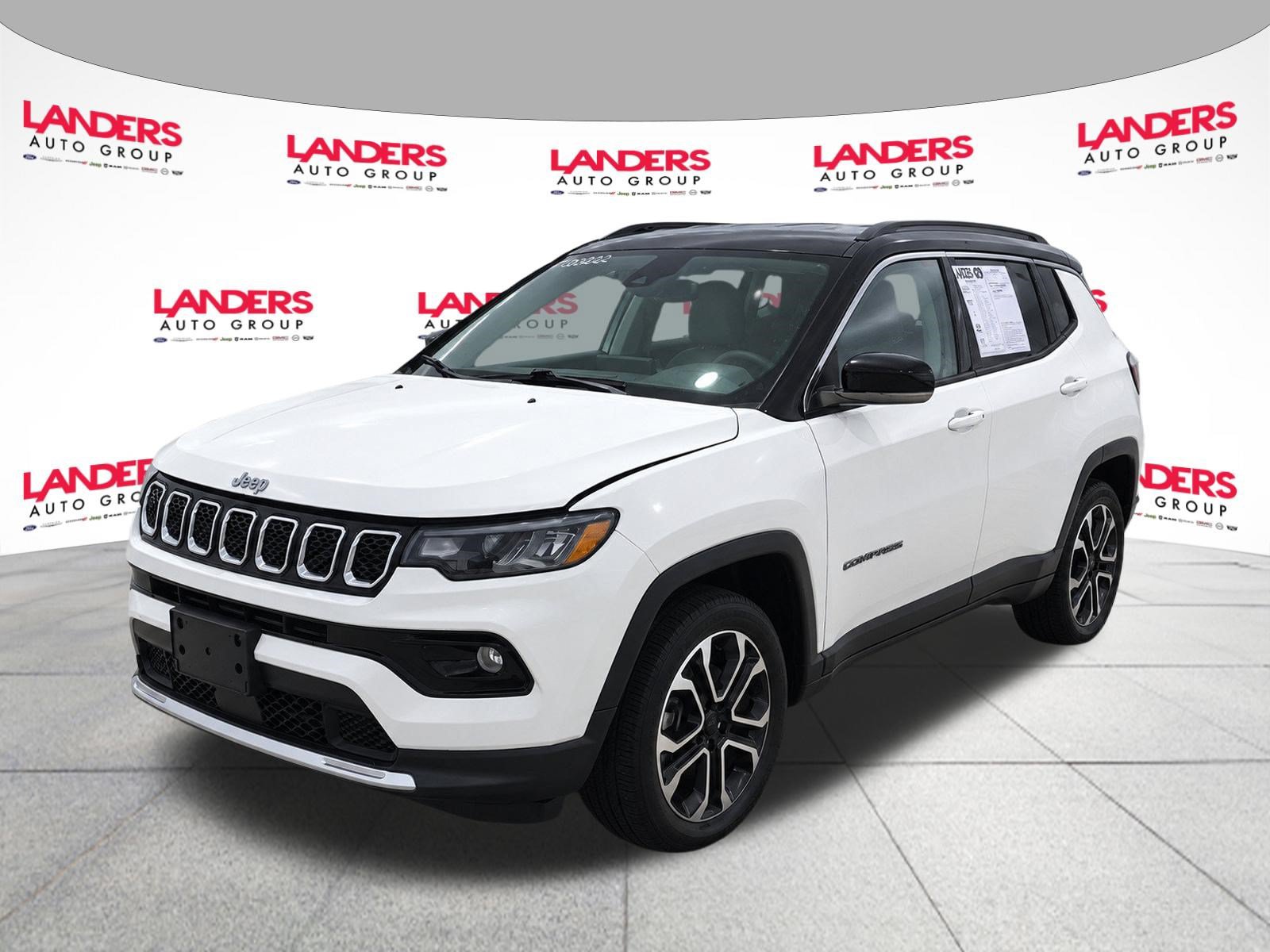 Used 2023 Jeep Compass Limited AWD/4WD image 1