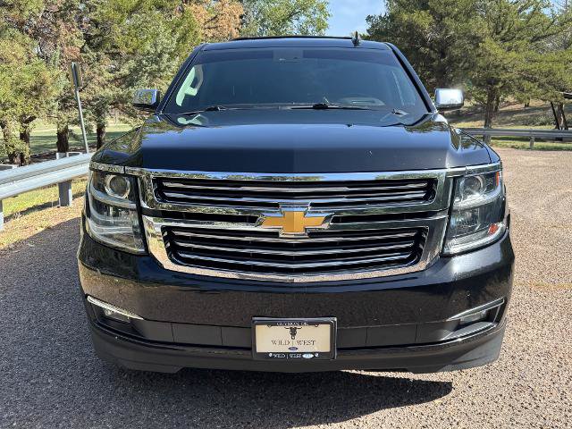 Used 2020 Chevrolet Tahoe Premier w/ Premier 6.2L Value Package AWD/4WD image 2