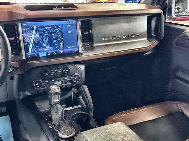 Certified 2024 Ford Bronco Outer Banks AWD/4WD image 27