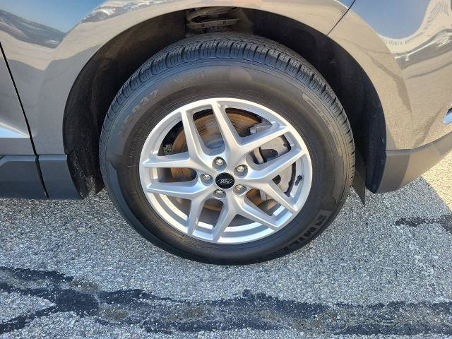 Certified 2024 Ford Edge SEL AWD/4WD image 6