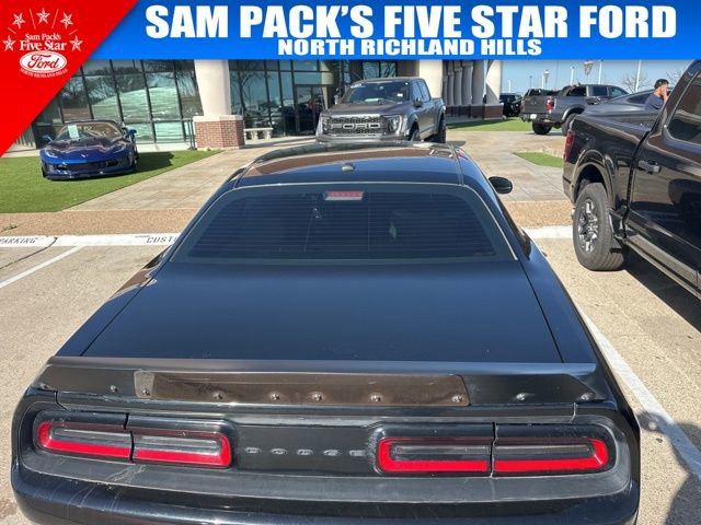 Used 2020 Dodge Challenger R/T w/ Blacktop Package image 8