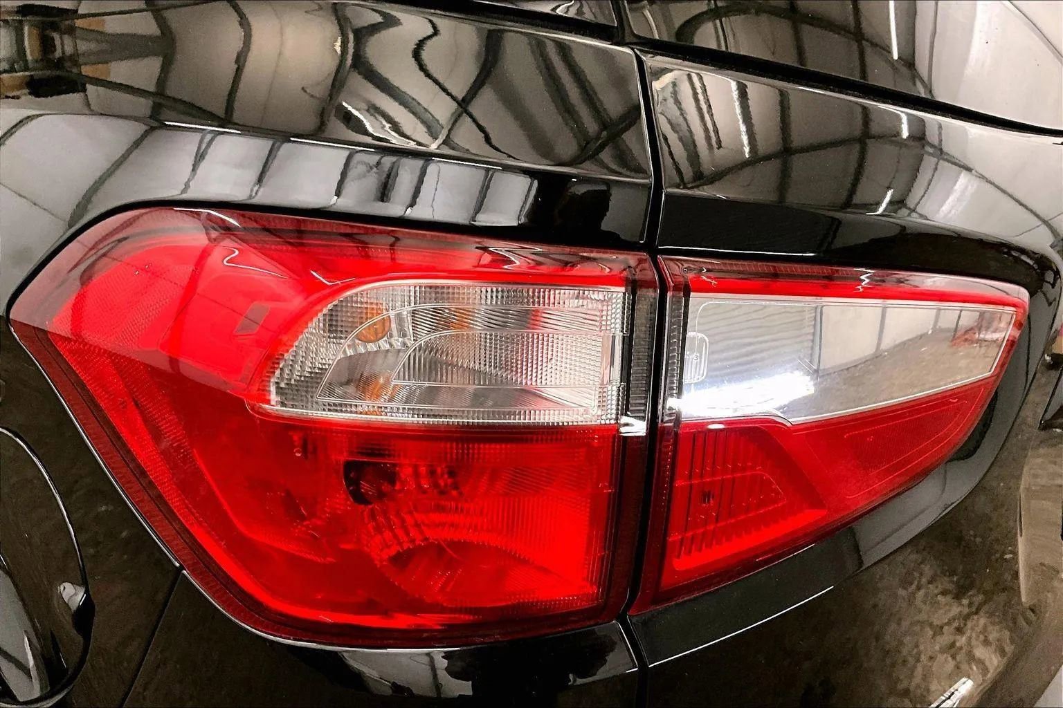 Certified 2019 Ford EcoSport SE w/ SE Convenience Package image 28