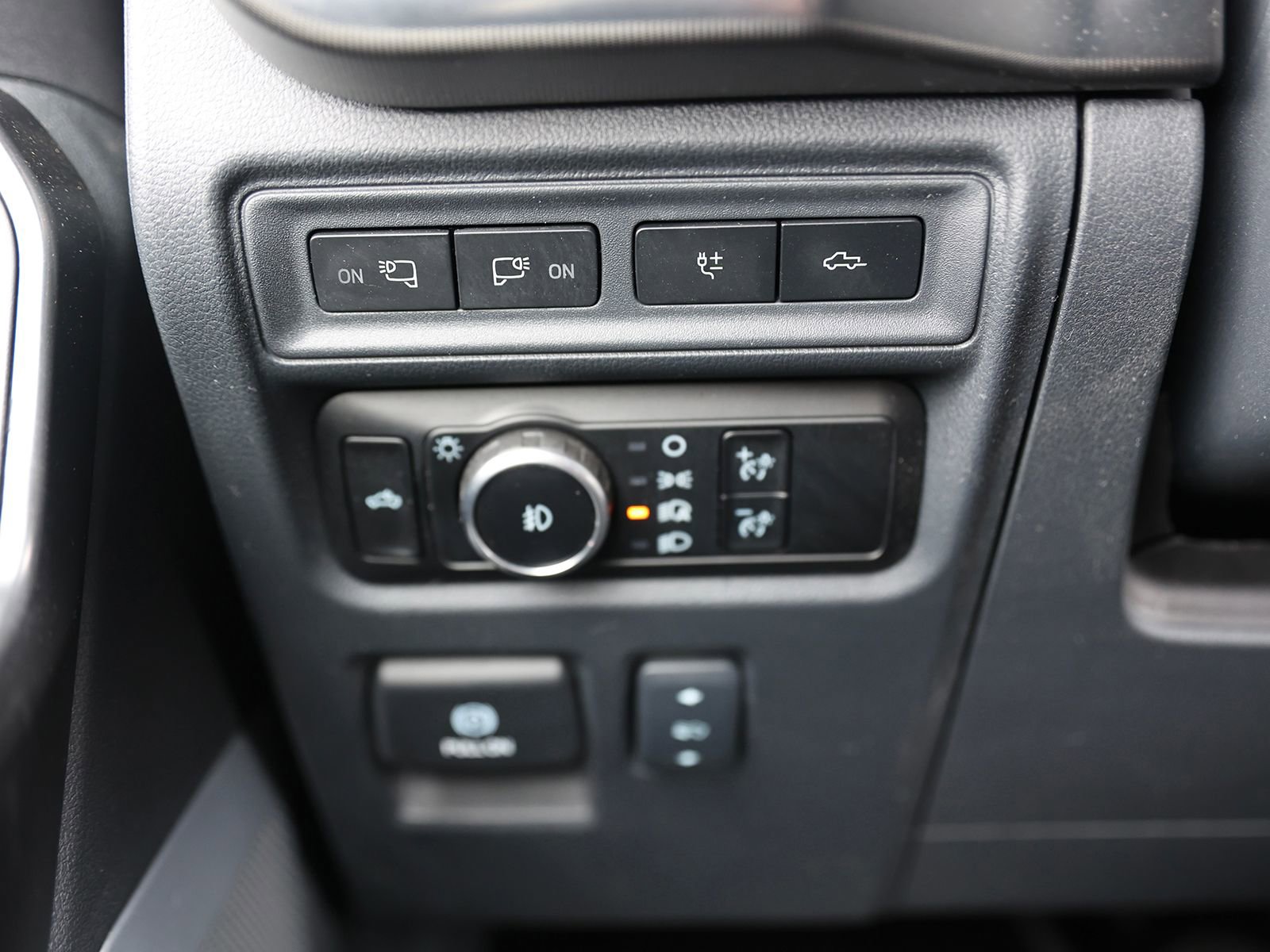 Certified 2024 Ford F150 Raptor AWD/4WD image 37