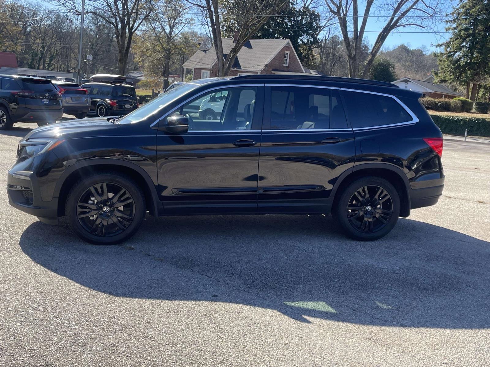 Used 2022 Honda Pilot Special Edition image 2