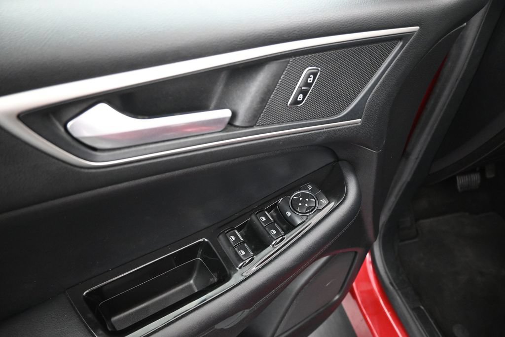 Certified 2020 Ford Edge SEL w/ Convenience Package FWD image 15