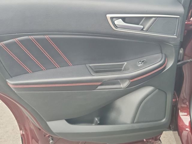 Certified 2023 Ford Edge ST-Line image 25