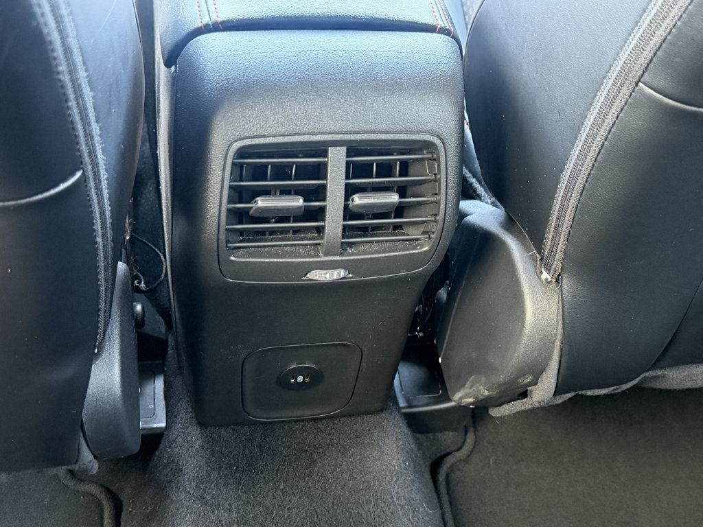 Certified 2025 Ford Escape ST-Line Select AWD/4WD image 25