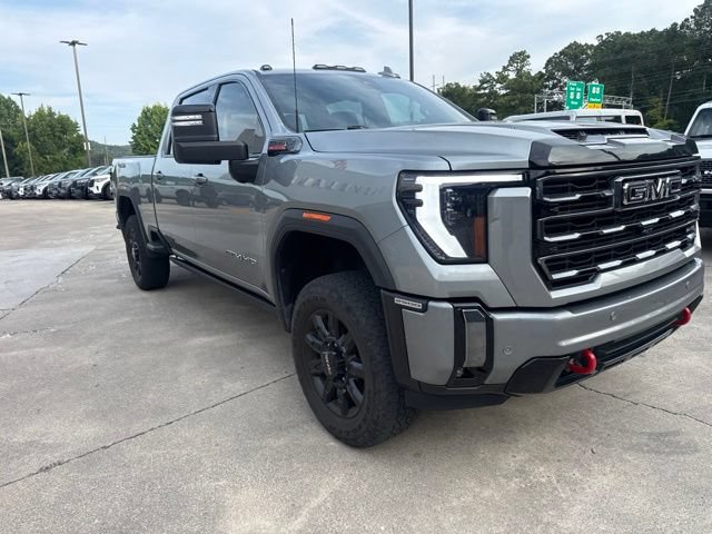 Used 2024 GMC Sierra 2500 AT4 w/ AT4 Premium Plus Package AWD/4WD image 4