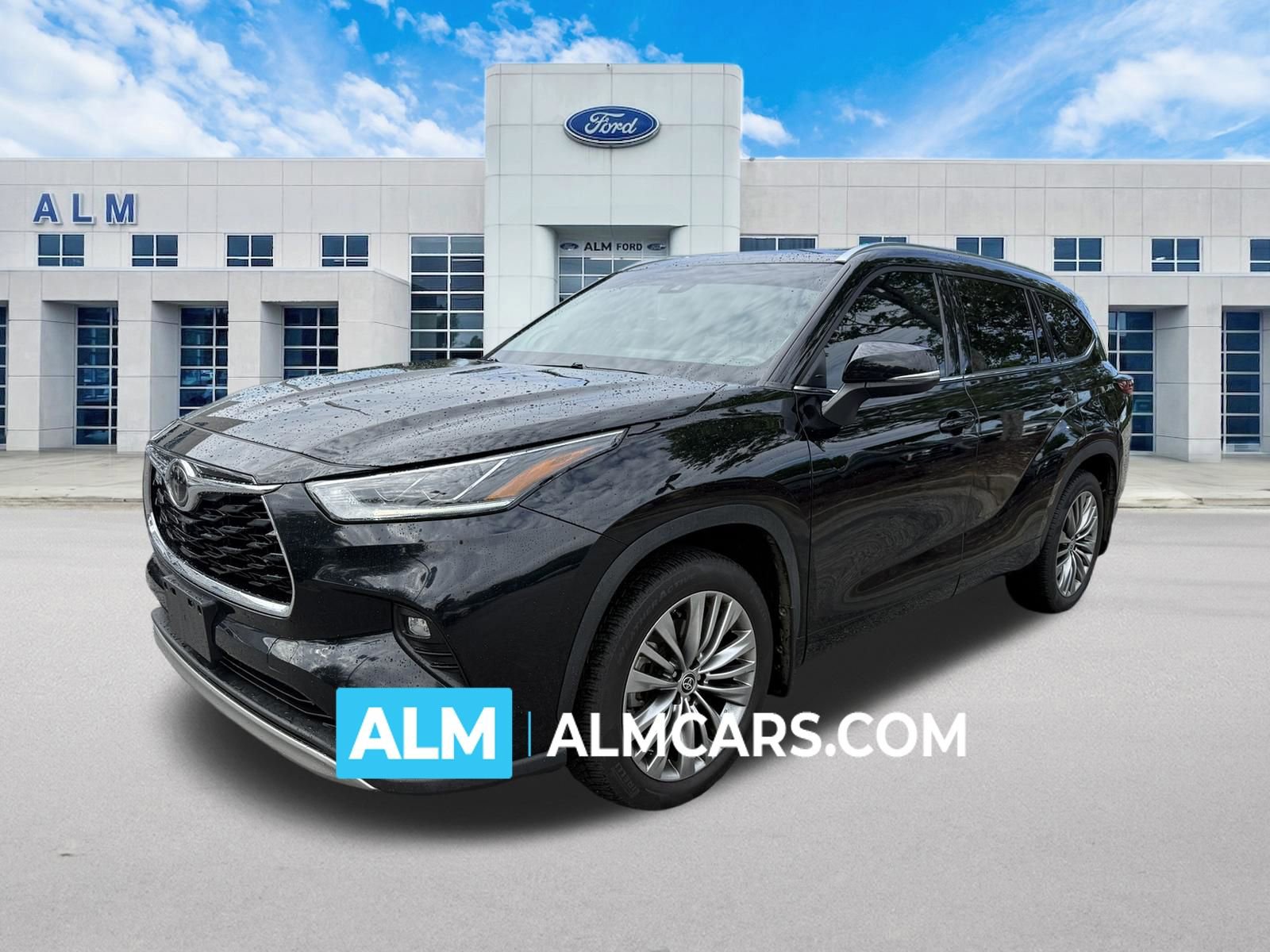 Used 2021 Toyota Highlander Platinum AWD/4WD image 1
