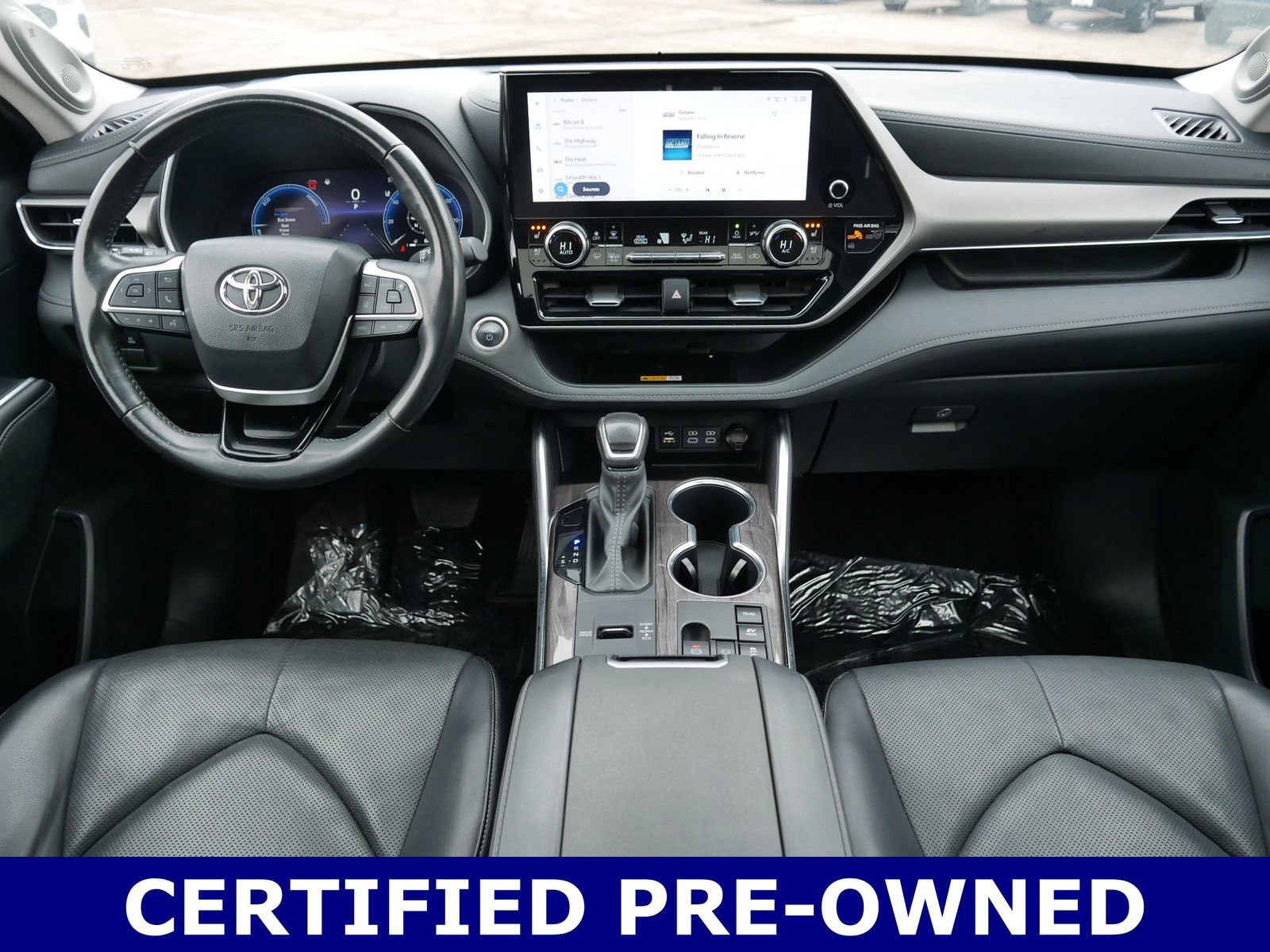 Used 2024 Toyota Highlander Limited image 20