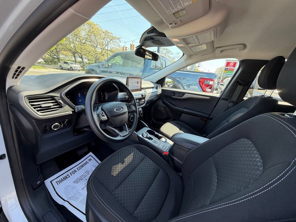 Certified 2025 Ford Escape Active FWD image 18