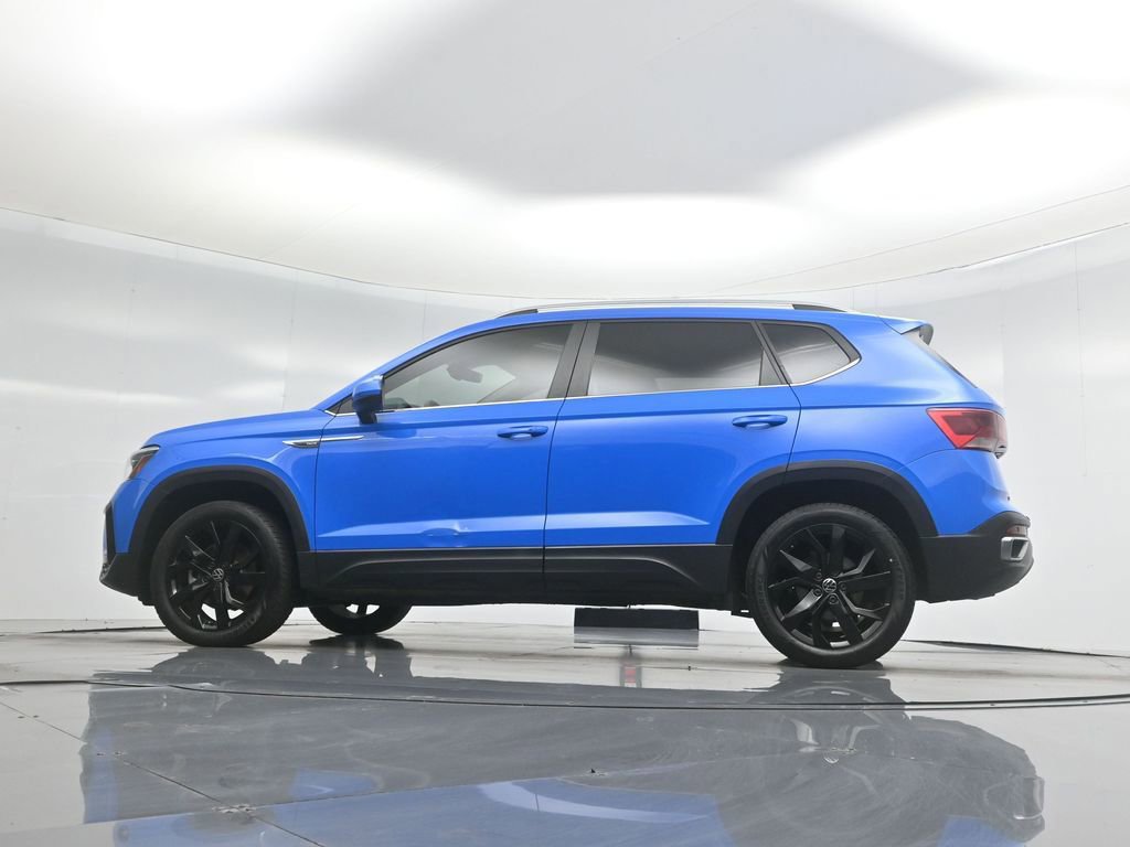 Used 2022 Volkswagen Taos SEL w/ Panoramic Sunroof Package image 25