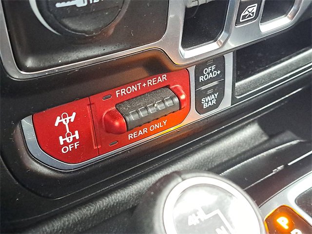 Used 2023 Jeep Wrangler Unlimited Rubicon w/ Cold Weather Group image 17