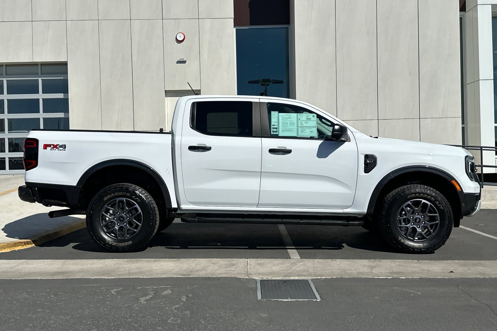 Certified 2024 Ford Ranger XLT image 2