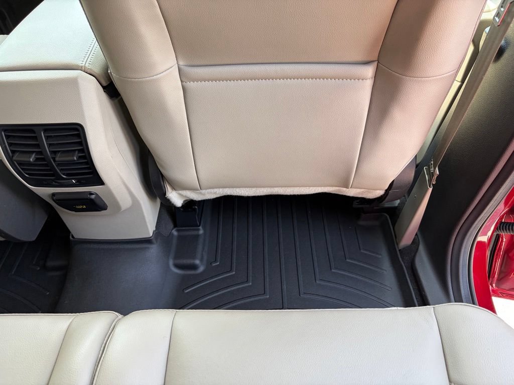 Certified 2017 Ford Escape Titanium AWD/4WD image 18