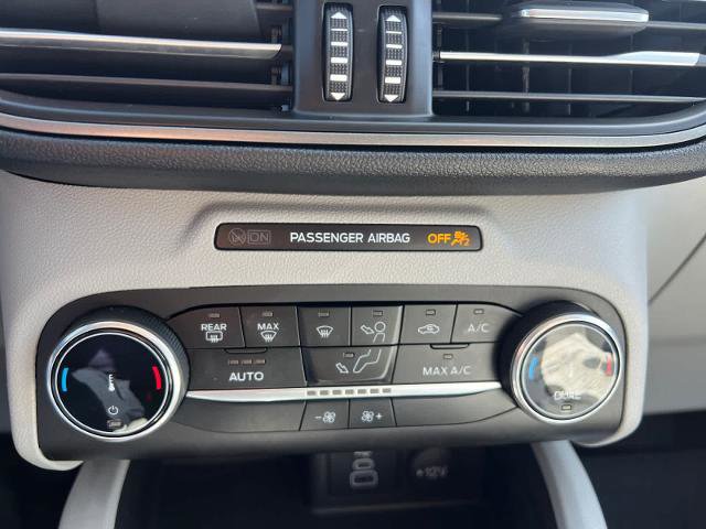 Certified 2025 Ford Escape Active FWD image 19