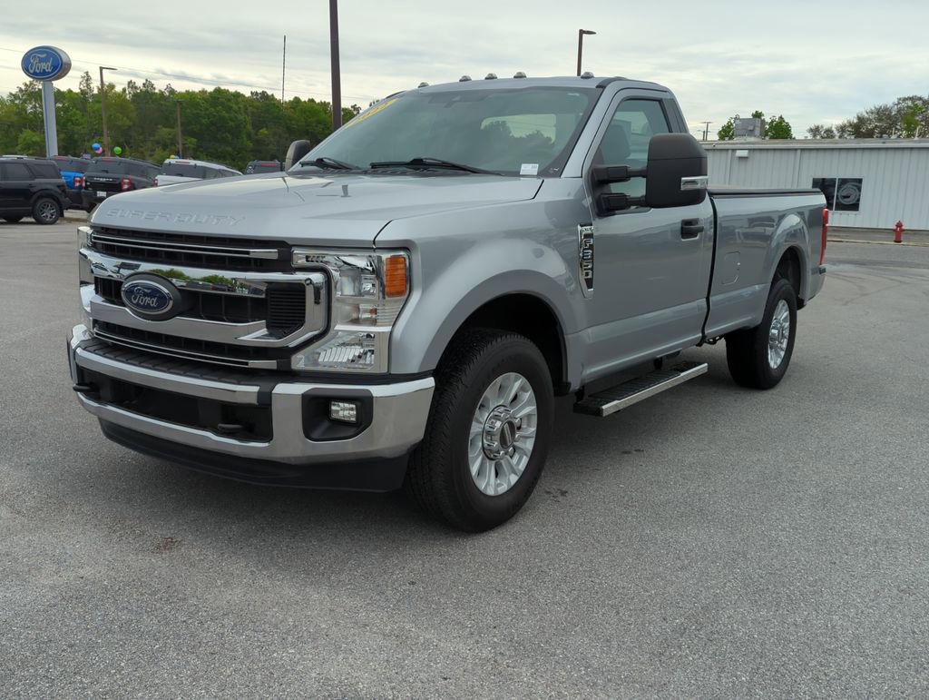 Certified 2022 Ford F350 XLT RWD image 9