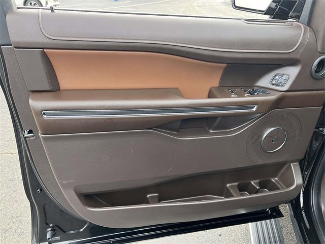 Certified 2024 Ford Expedition Max King Ranch image 12