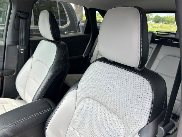 Certified 2023 Ford Escape Platinum AWD/4WD image 20