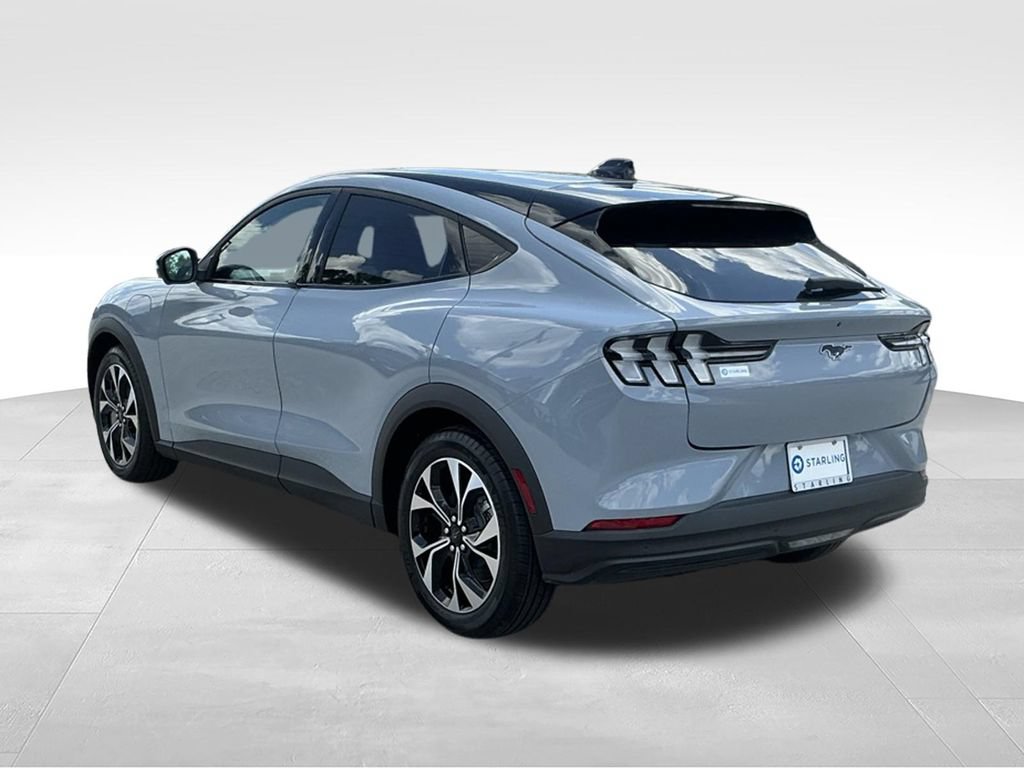 Certified 2025 Ford Mustang Mach-E Select RWD image 5