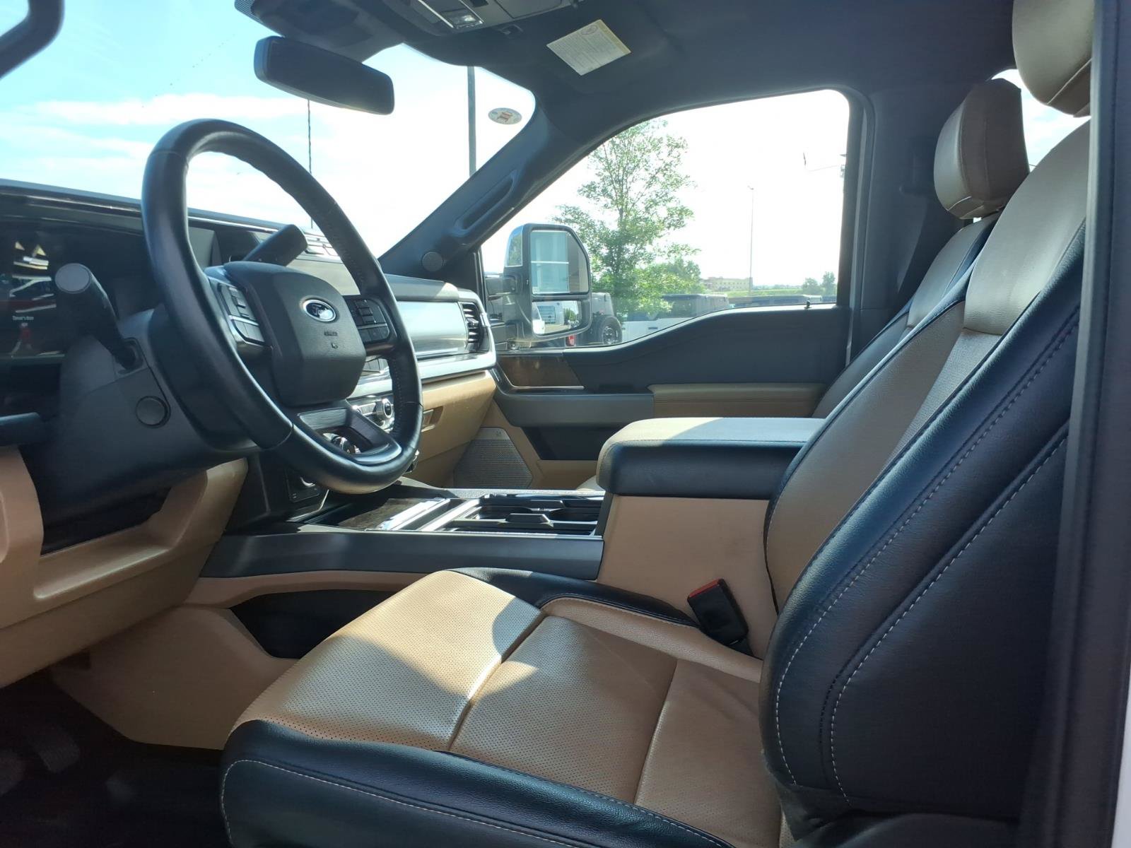 Certified 2024 Ford F250 Lariat w/ Chrome Package AWD/4WD image 10