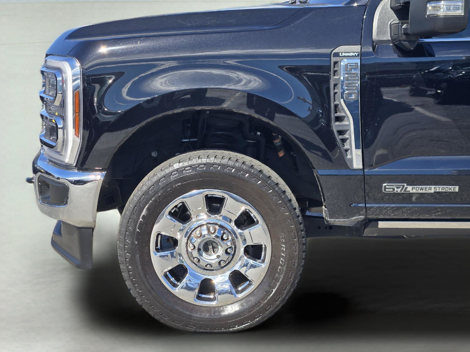 Certified 2025 Ford F250 Lariat w/ Chrome Package AWD/4WD image 9