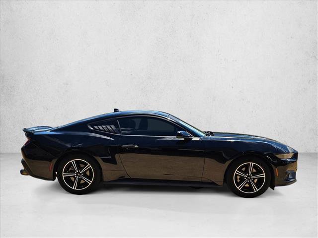 Certified 2025 Ford Mustang Coupe RWD image 4