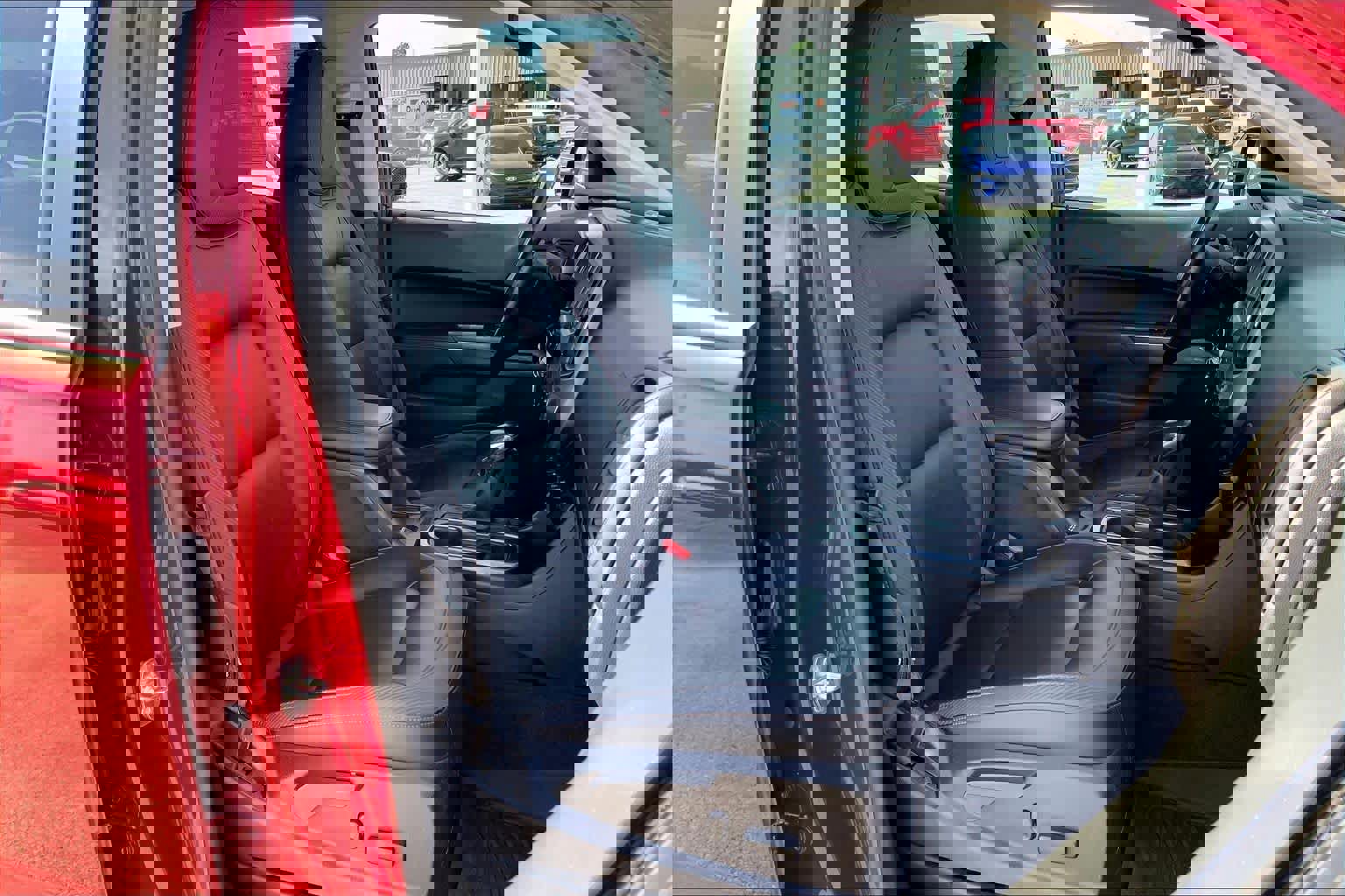 Used 2022 GMC Canyon AT4 w/ Driver Alert Package image 10