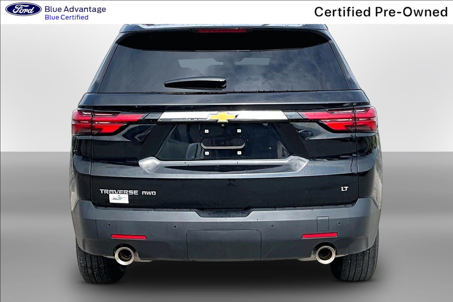 Used 2023 Chevrolet Traverse LT w/ LPO, Floor Liner Package AWD/4WD image 4