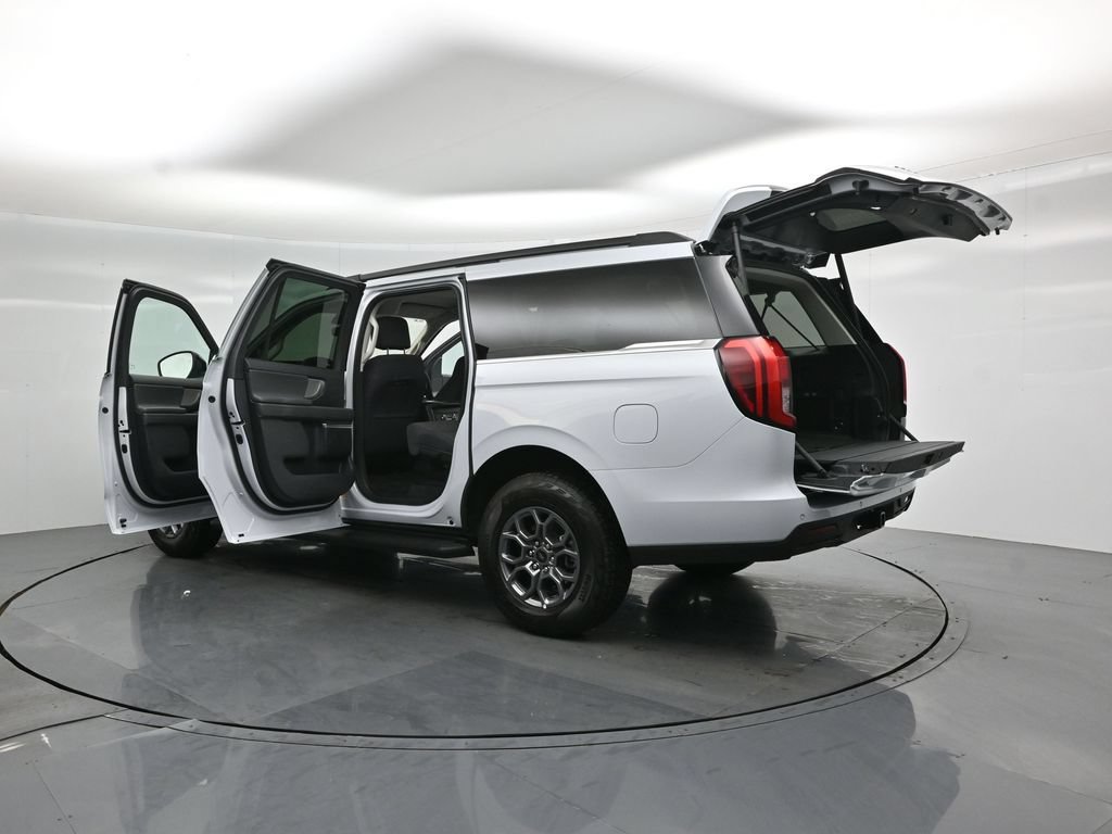 Certified 2025 Ford Expedition Max Active RWD image 32