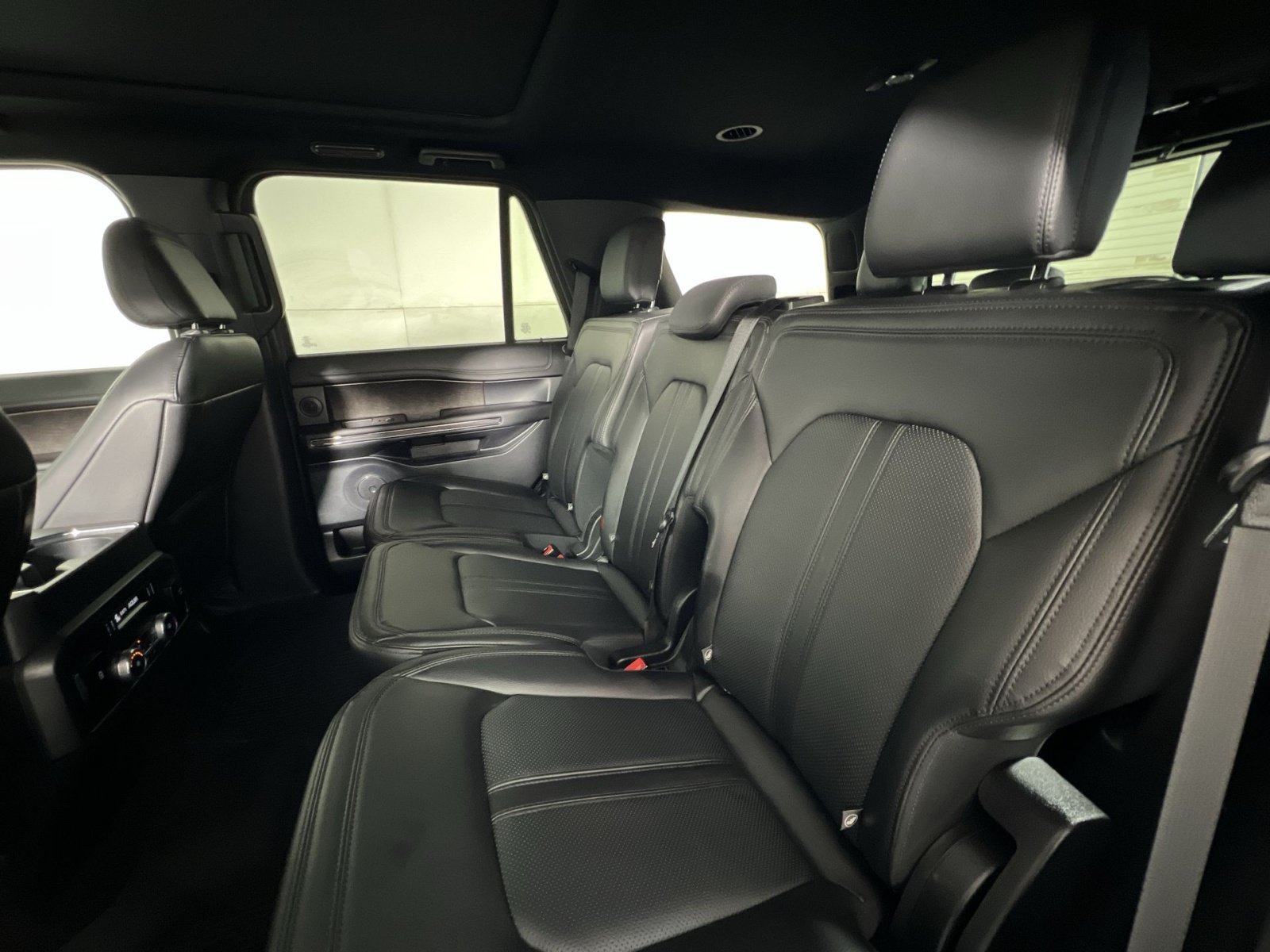 Certified 2021 Ford Expedition Limited AWD/4WD image 25