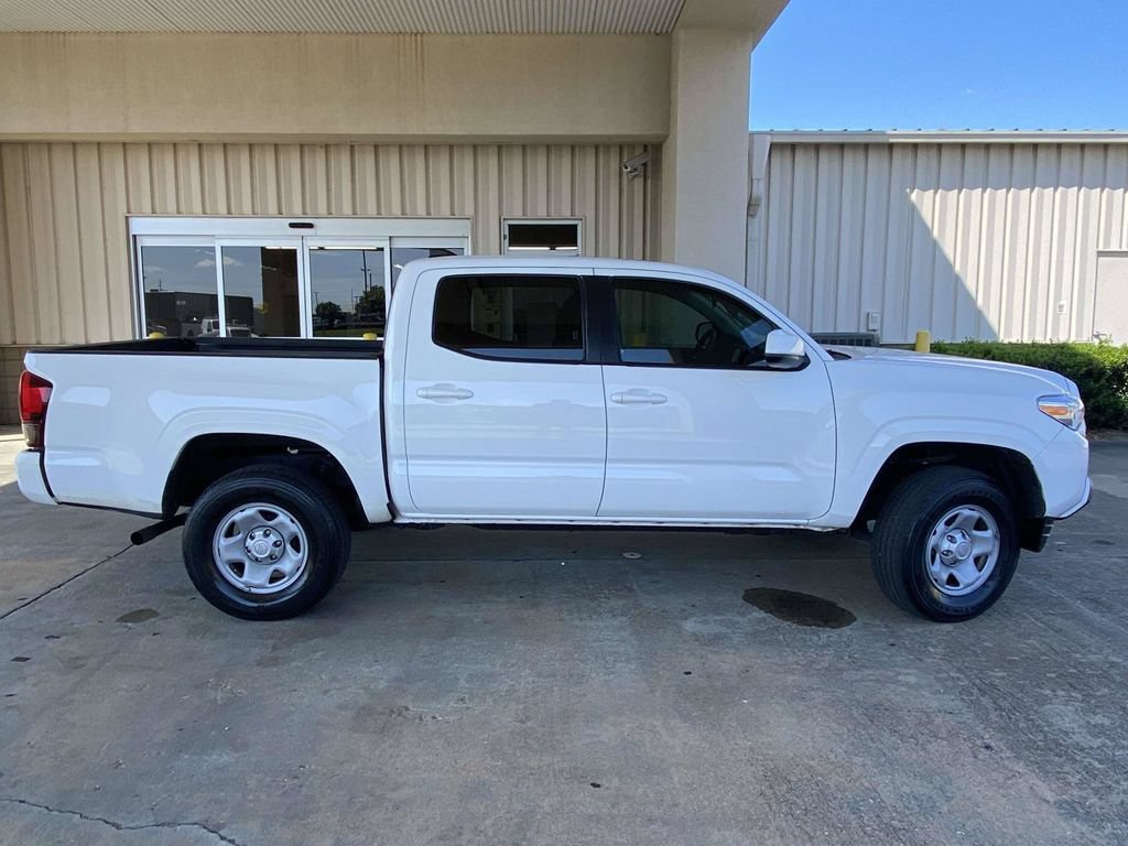Used 2023 Toyota Tacoma SR w/ SR Convenience Package RWD image 2
