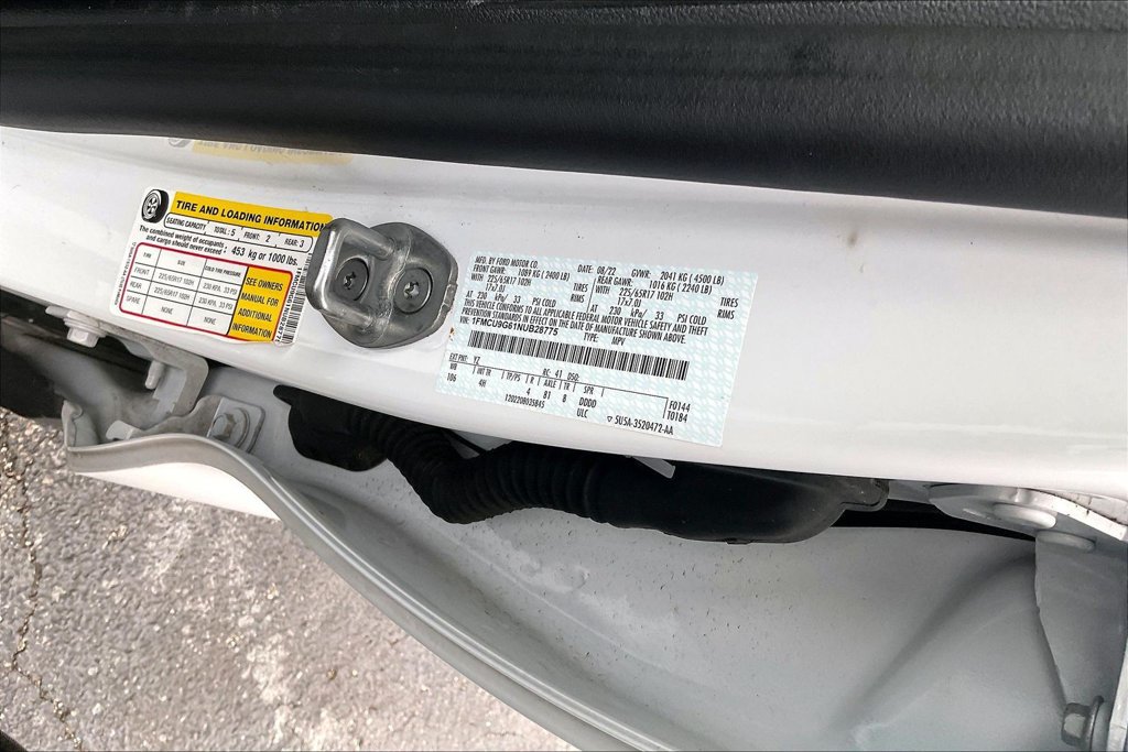 Certified 2022 Ford Escape SE w/ Cold Weather Package AWD/4WD image 33