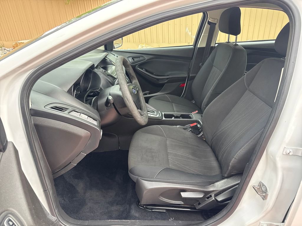 Certified 2018 Ford Focus S FWD image 12