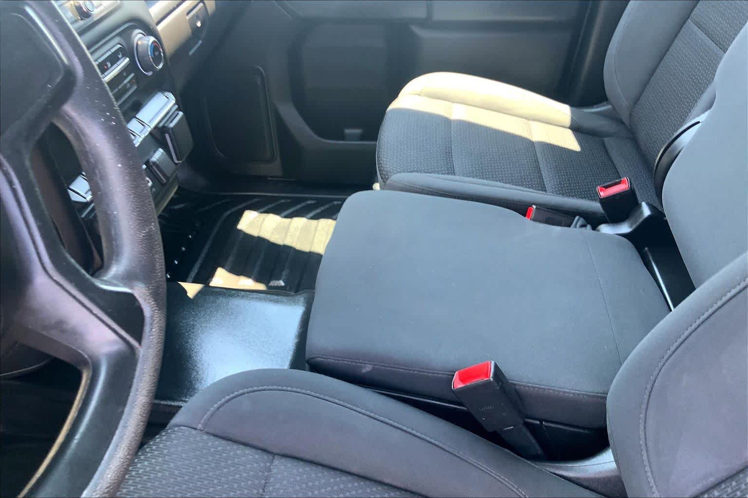 Used 2023 Chevrolet Silverado 1500 W/T w/ WT Value Package AWD/4WD image 17