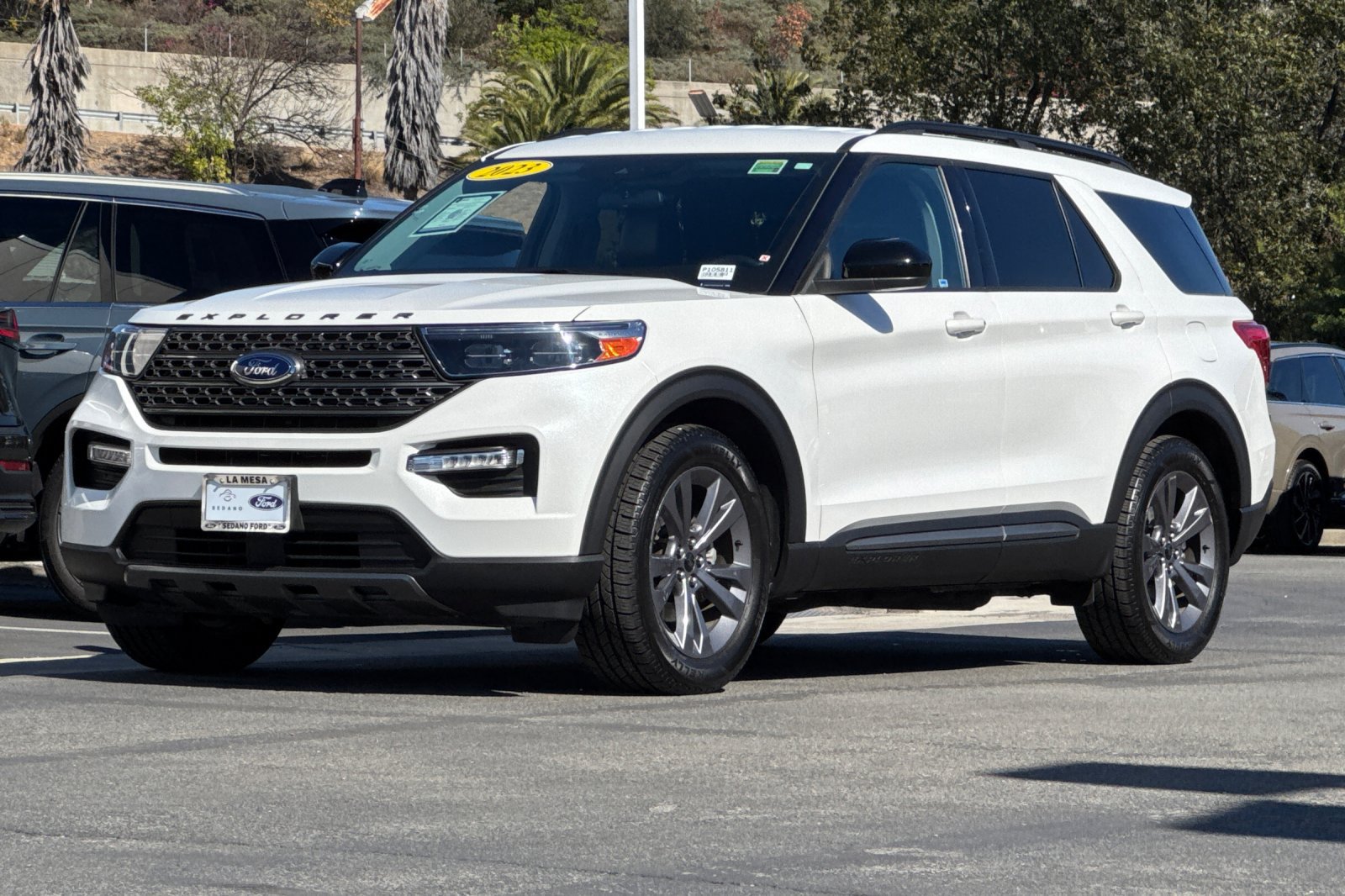 Certified 2023 Ford Explorer XLT w/ Equipment Group 202A RWD image 7