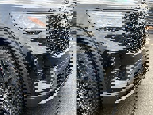 Certified 2025 Ford Explorer ST image 28