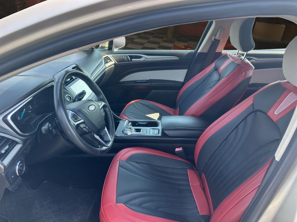 Certified 2019 Ford Fusion SE w/ Equipment Group 151A image 15