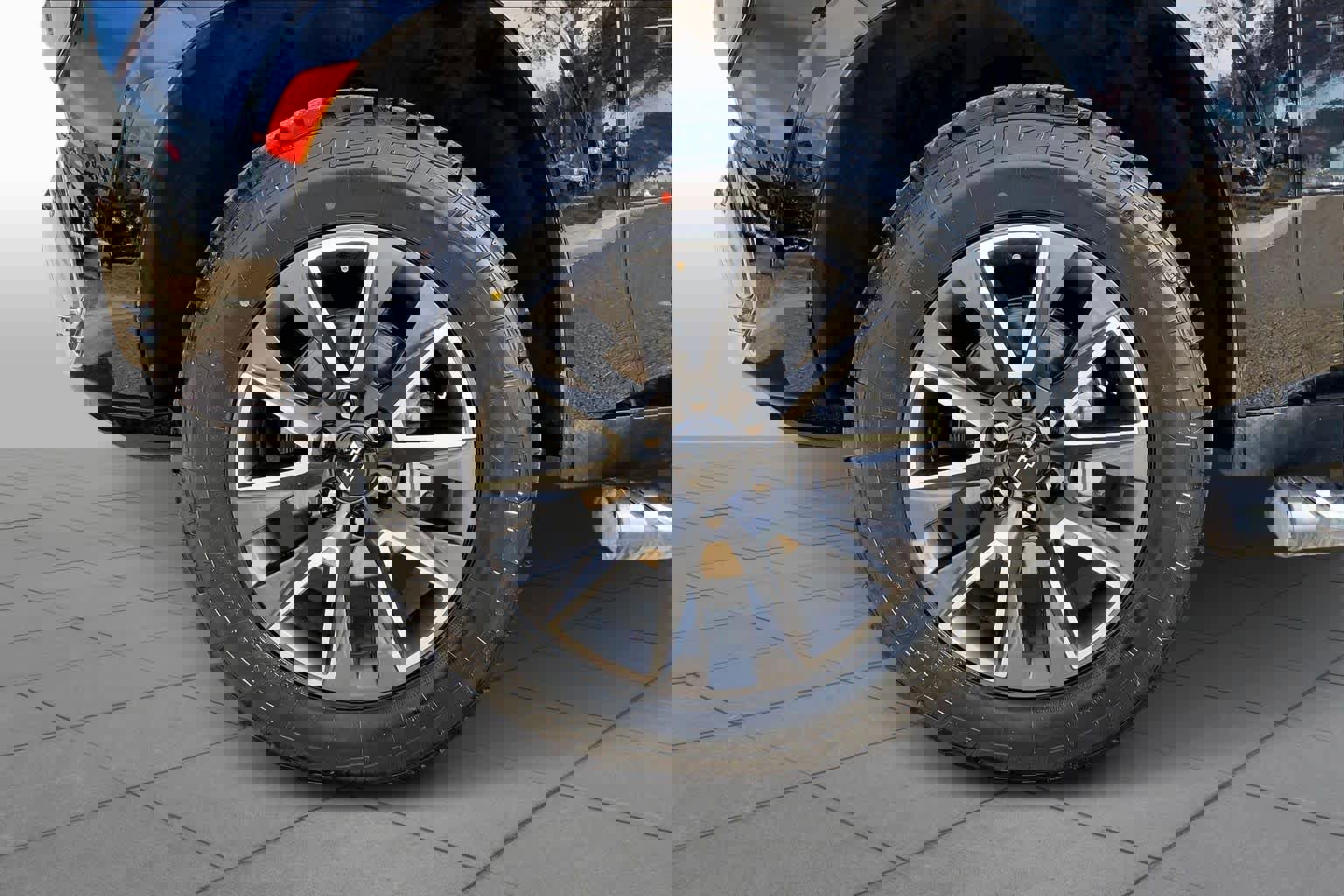 Used 2023 Chevrolet Tahoe Z71 w/ Luxury Package image 10