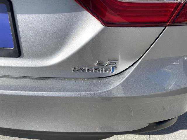 Used 2019 Toyota Camry LE image 36