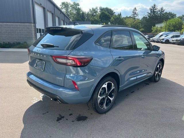 Certified 2024 Ford Escape ST-Line Select w/ Tech Pack #2 AWD/4WD image 5