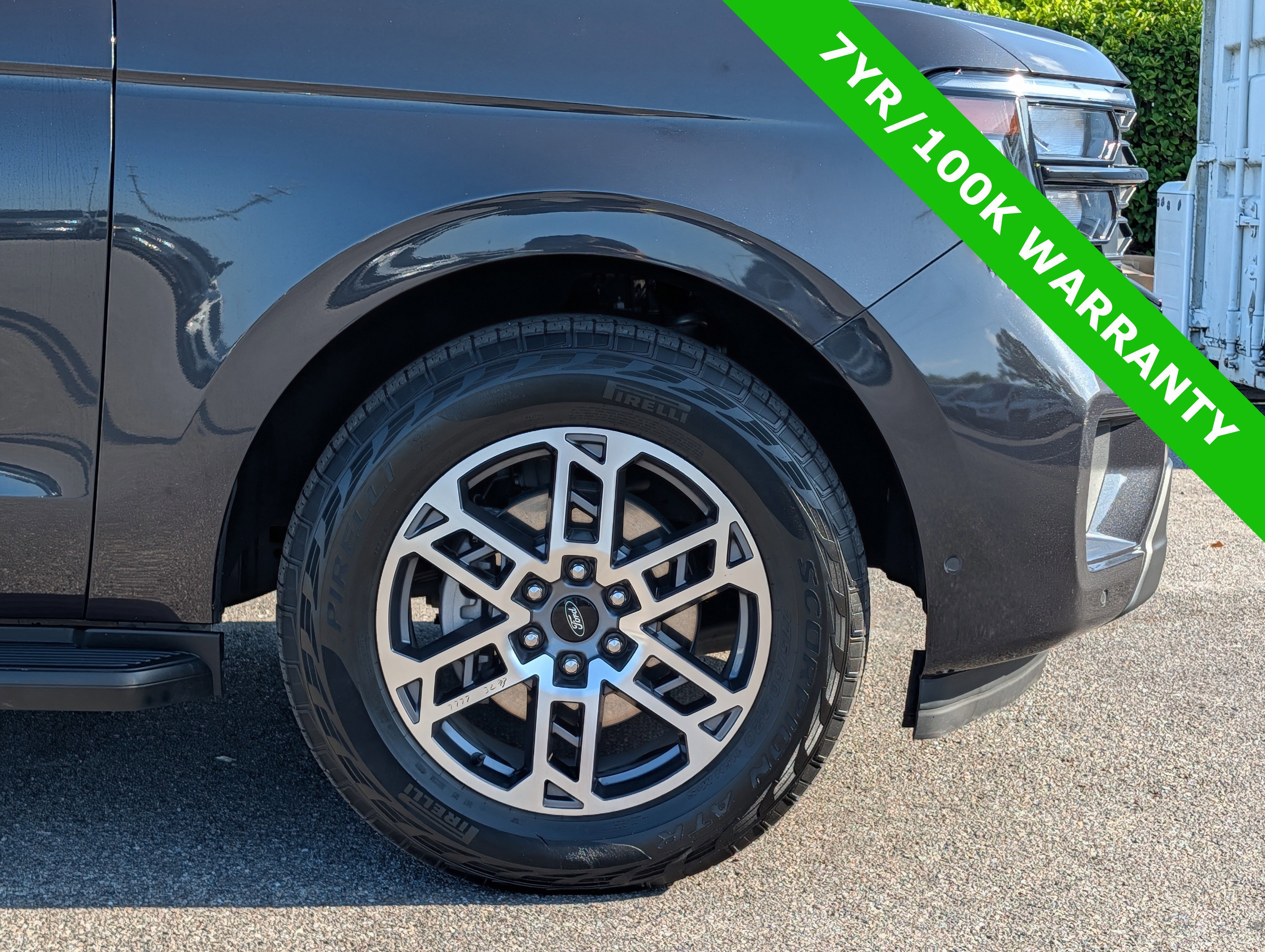 Certified 2025 Ford Expedition Active AWD/4WD image 12