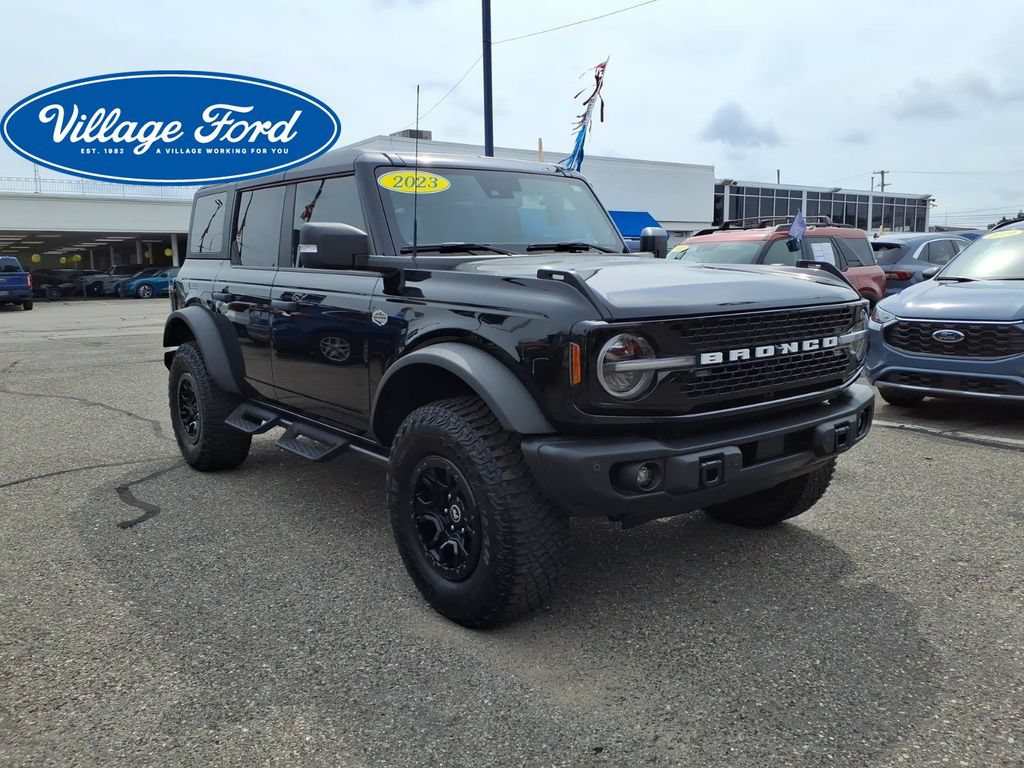 Certified 2023 Ford Bronco Wildtrak AWD/4WD image 4