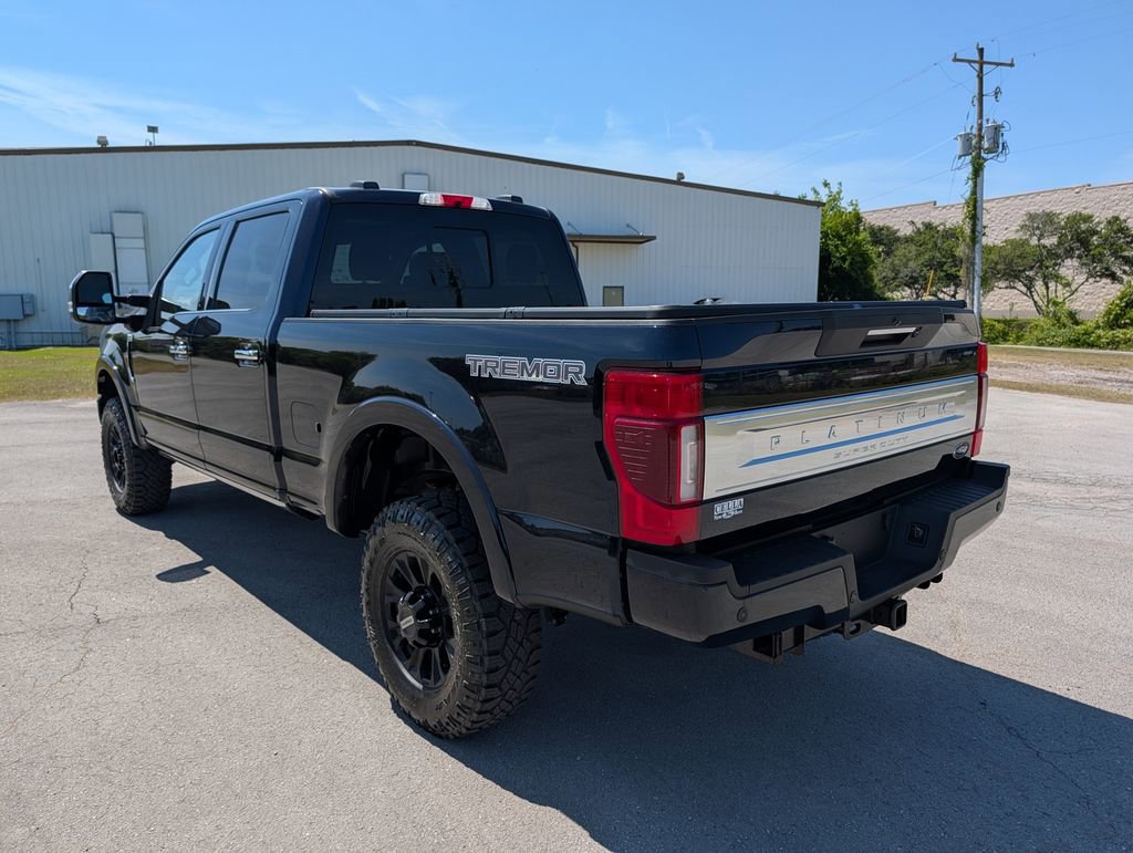 Certified 2022 Ford F250 Platinum w/ Tremor Off-Road Package AWD/4WD image 4