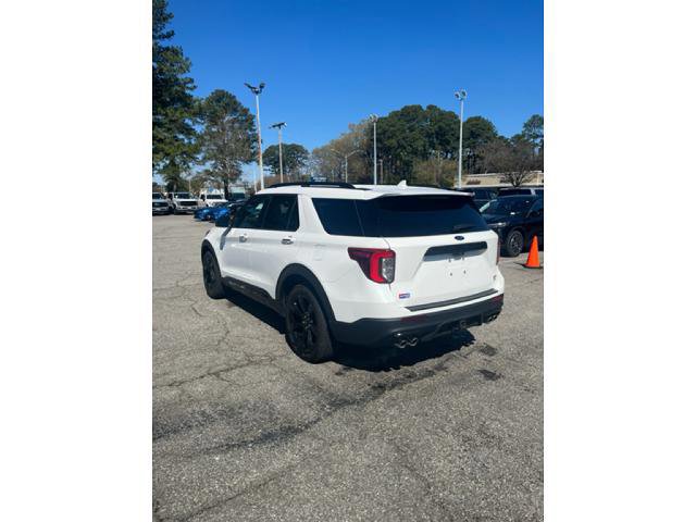 Certified 2024 Ford Explorer ST w/ Equipment Group 401A image 3