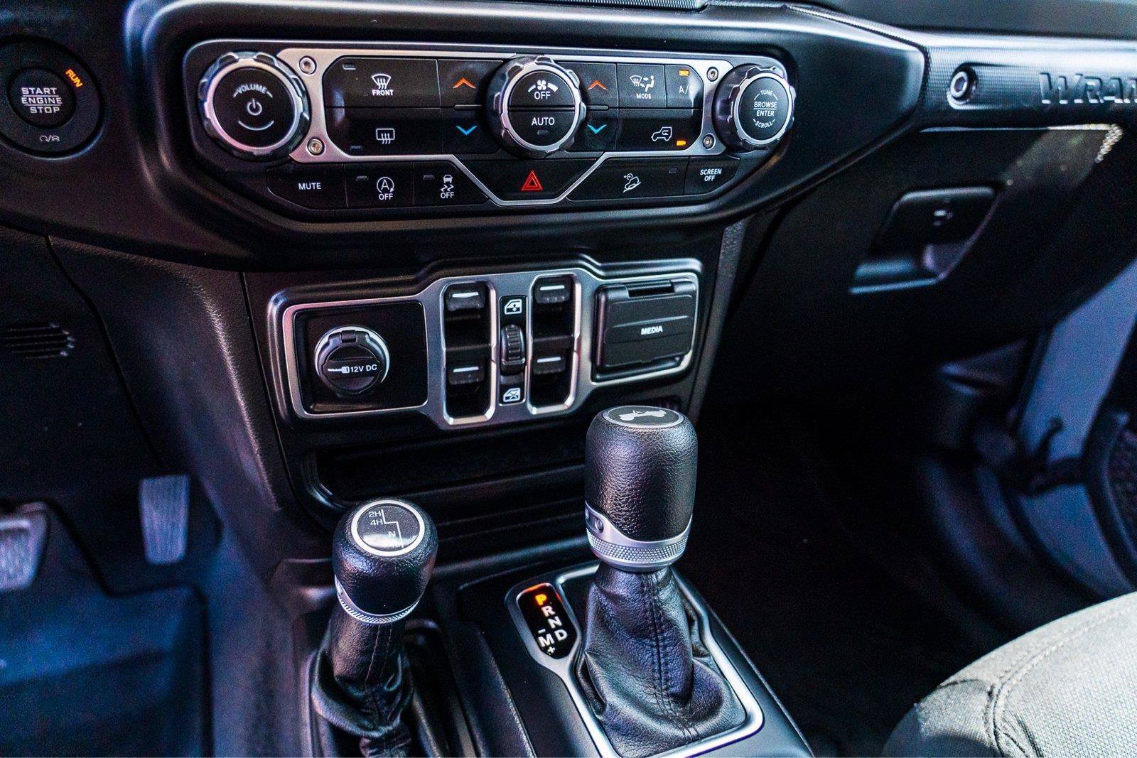 Used 2021 Jeep Wrangler Unlimited Sport AWD/4WD image 21