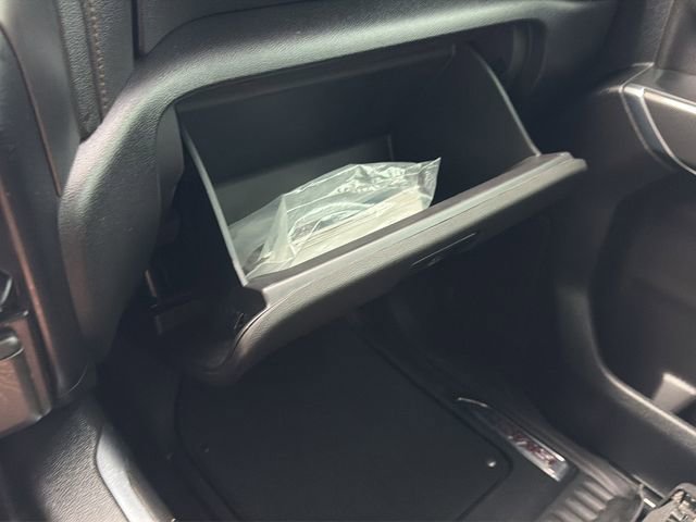 Used 2022 GMC Sierra 2500 AT4 image 29