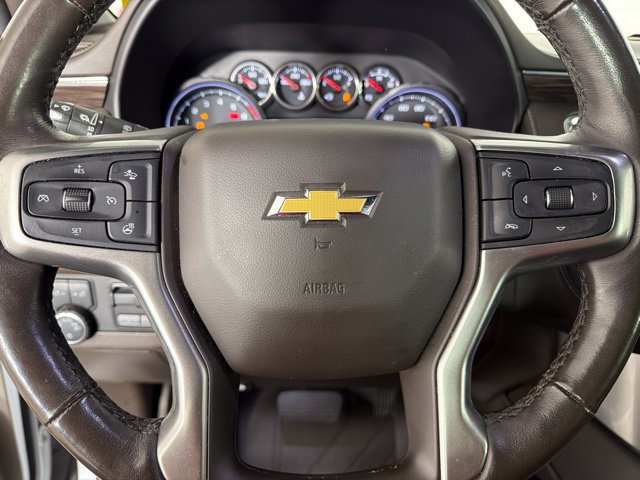 Used 2021 Chevrolet Suburban LT w/ LT Signature Package RWD image 24