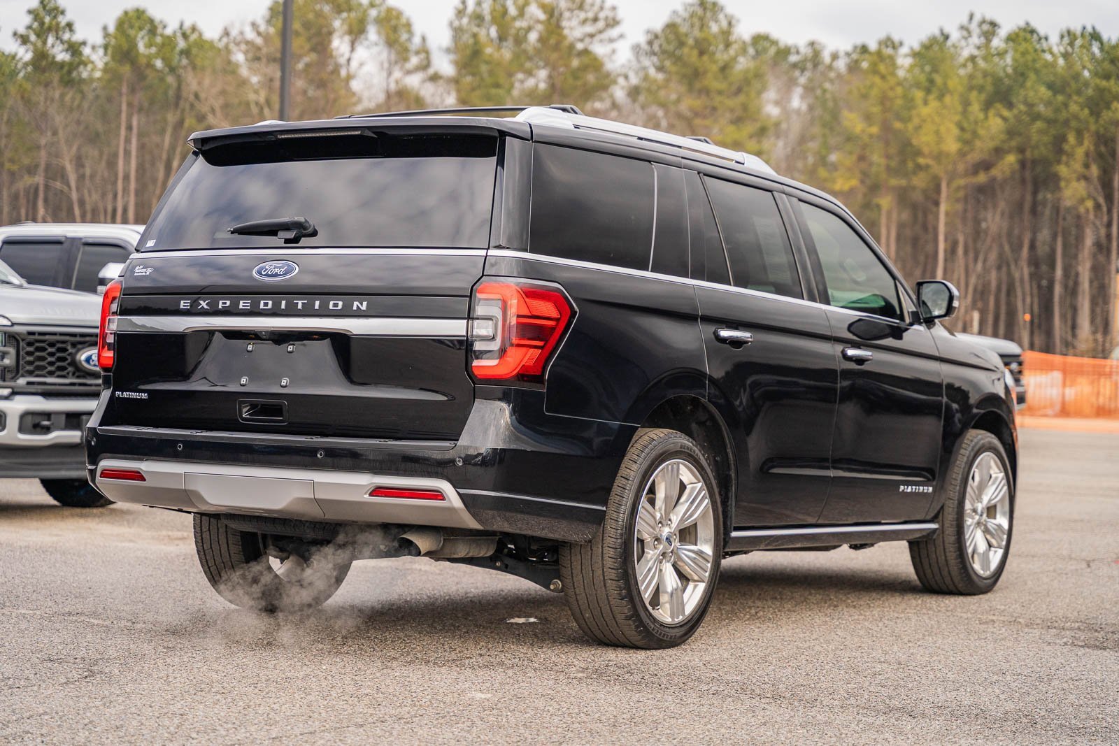 Certified 2023 Ford Expedition Platinum image 5