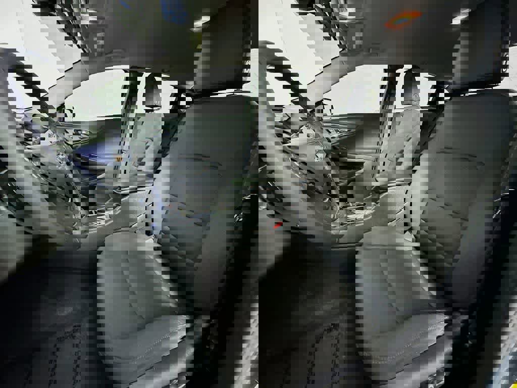 Used 2021 Chevrolet Malibu RS image 12